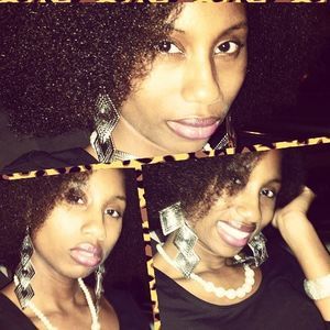 Meet your Posher, Alicia